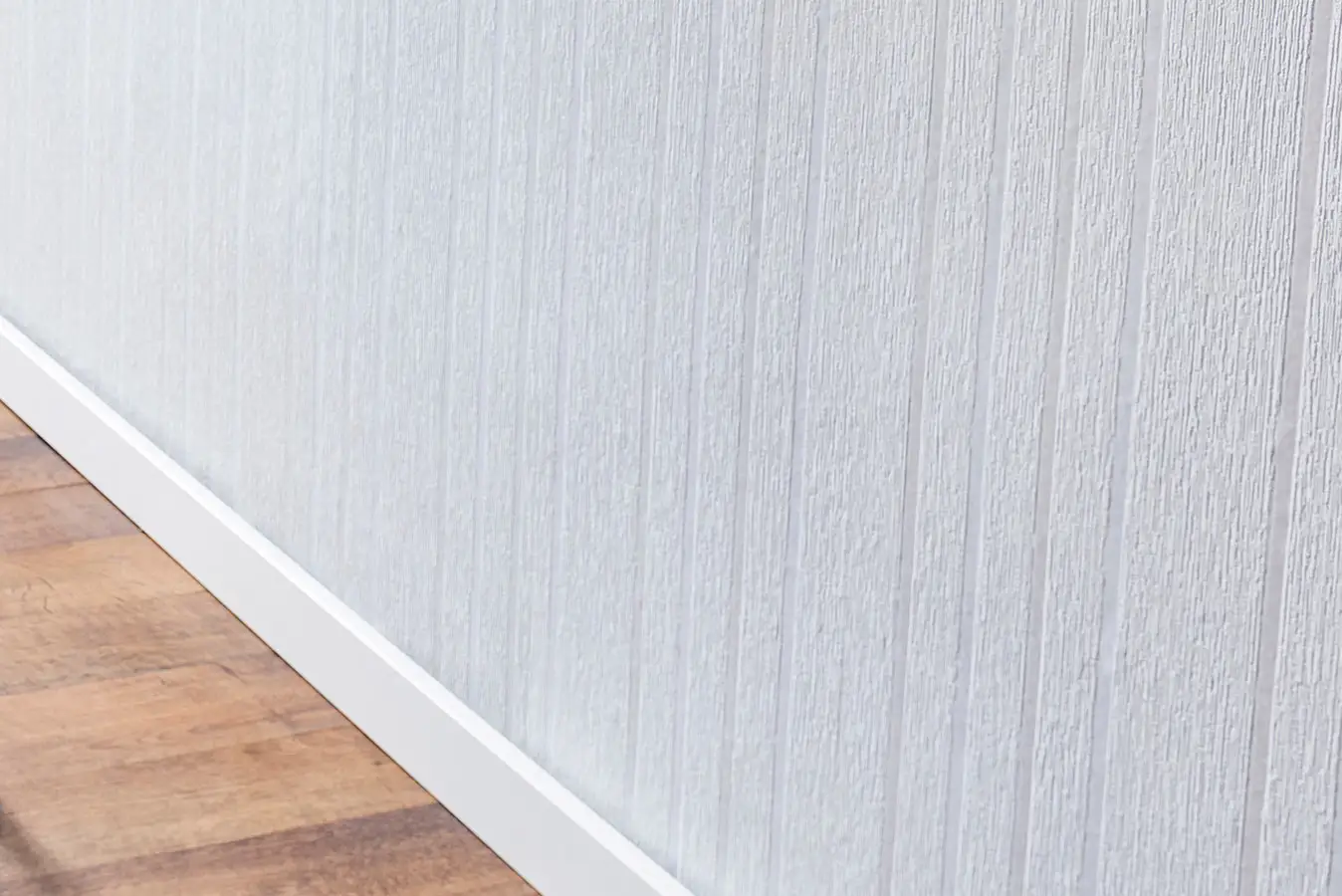 AM Raumbau Berlin GmbH Malervlies zur Behebung von Unebenheiten